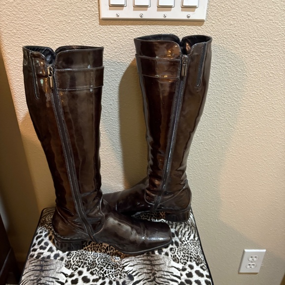 Aquatalia Patent Waterproof Boots 8.5 Italy $595 - Picture 1 of 9